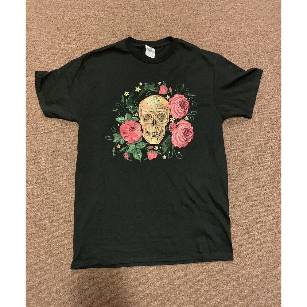 Vintage Skulls And Roses Black Graphic Colorful Cotton T-shirt Men’s M